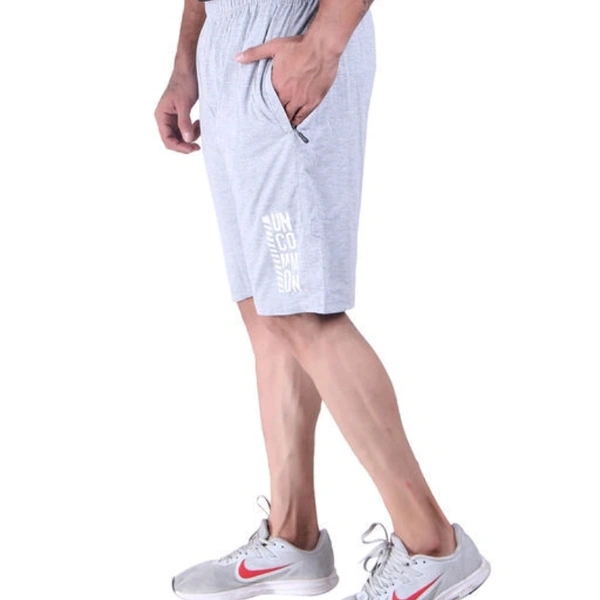 Trendy Men's Shorts - White, 30