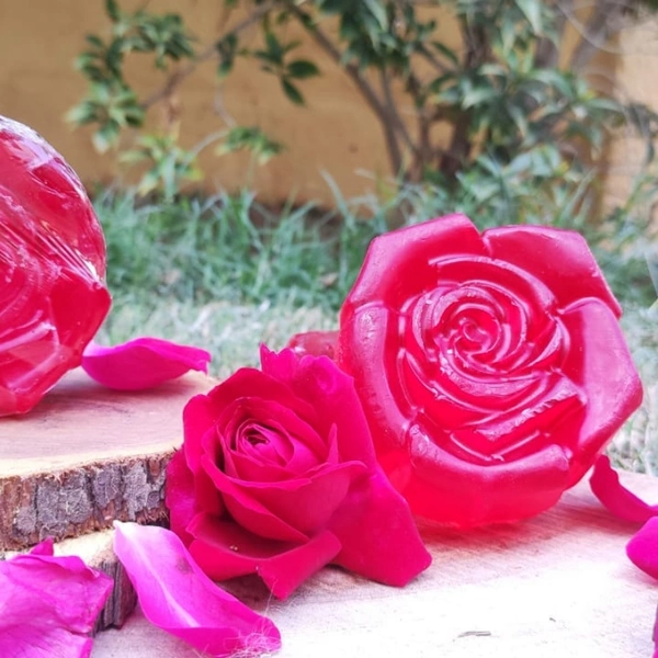 Royal Rose Soap - ‼️‼️O͟͟n͟͟l͟͟i͟͟n͟͟e͟͟ P͟͟a͟͟y͟͟m͟͟e͟͟n͟͟t͟͟ o͟͟n͟͟l͟͟y͟͟‼️‼️IF YOU CHOOSE CASH ON DELIVERY DURING CHECK OUT, THE ORDER WILL BE CANCELLED.