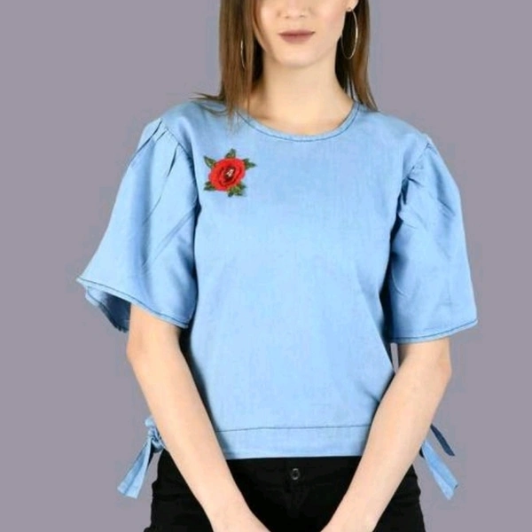 Fancy Elegant Women Tops & Tunics - M