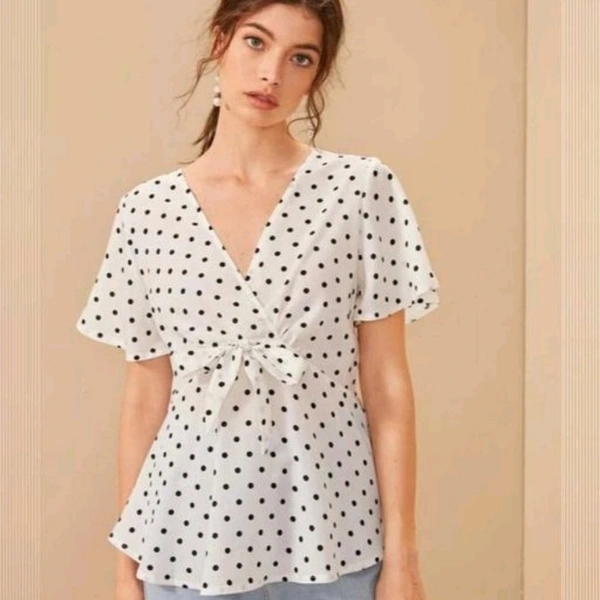 Classy Graceful Women Tops & Tunics - Red, M