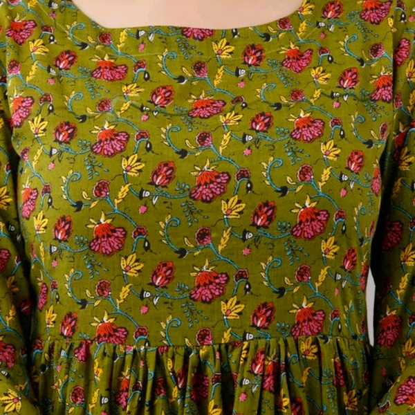 Pretty Latest Women Tops & Tunics - L
