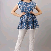 Pretty Latest Women Tops & Tunics - M