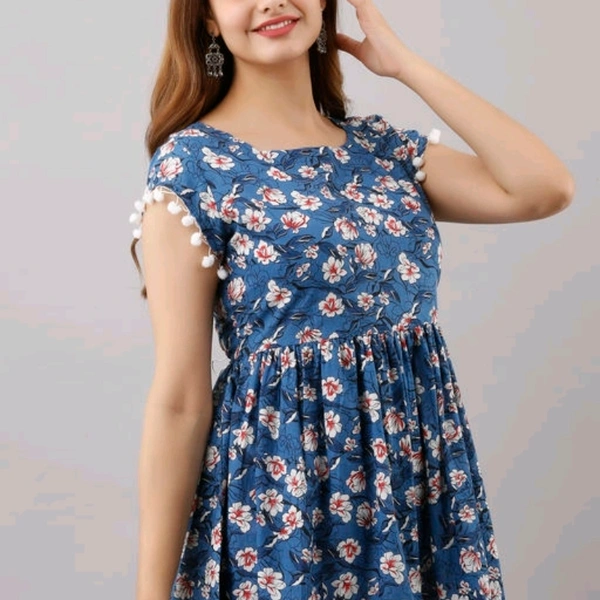 Pretty Latest Women Tops & Tunics - L