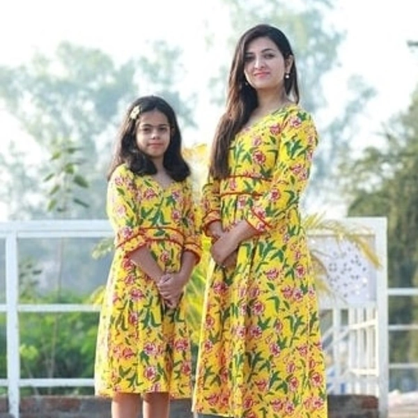 Cotton Mother Daughter Dress - 5-6 years, M