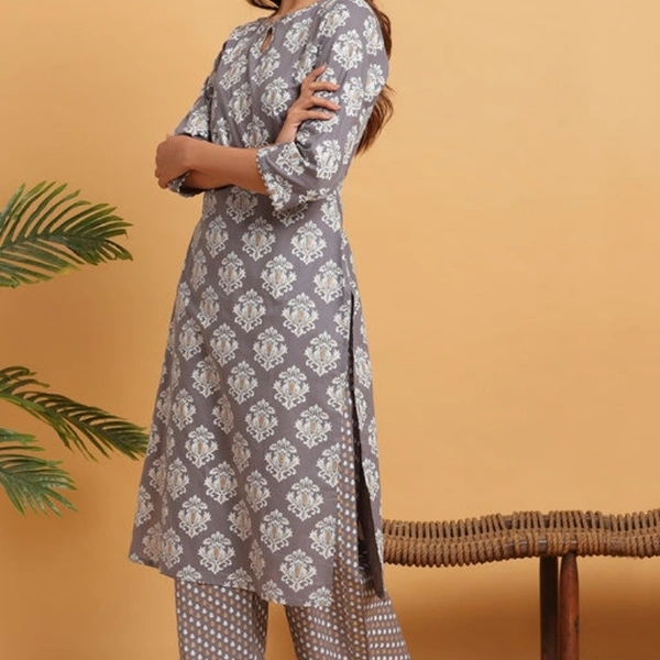 Women Cotton Straight Printed Long Kurti With Palazzos - XXL