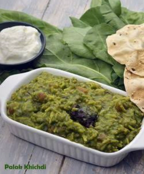 Healthy Palak Khichdi 