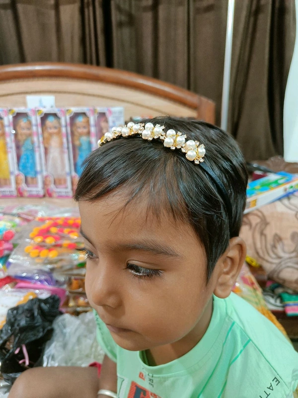 Fancy Hair Band - White, Free Size