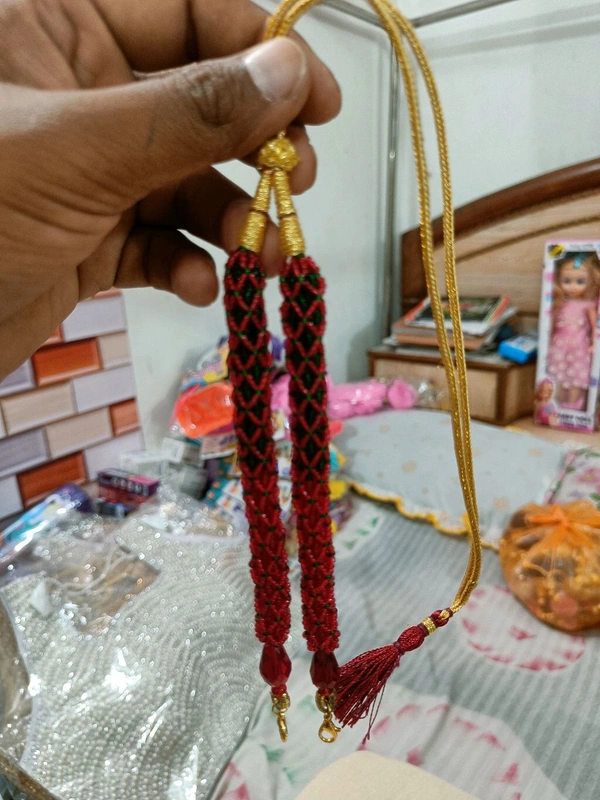 Moti Designed Chain - Guardsman Red, Free Size