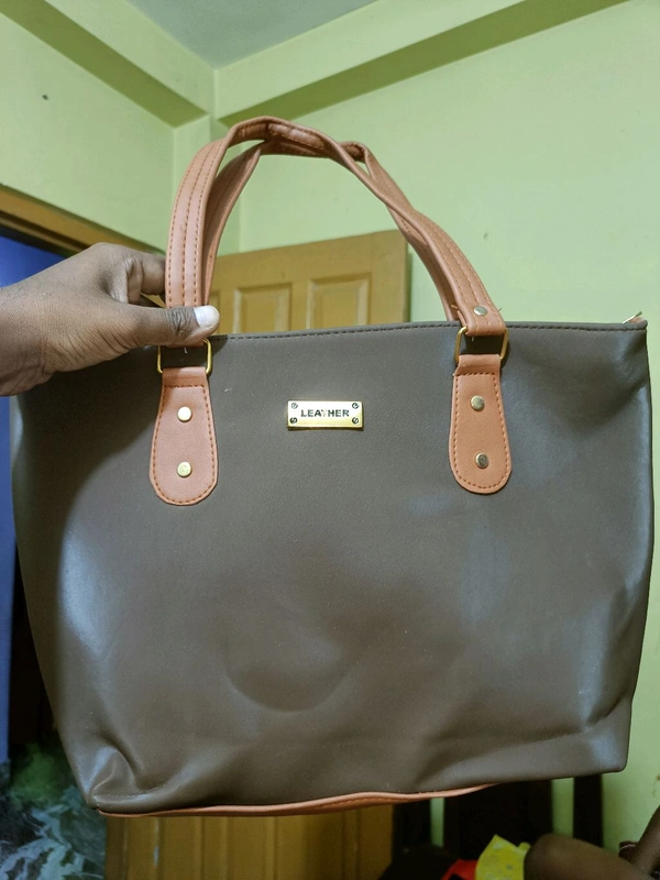 Ladies Hand Purse - Dove Gray