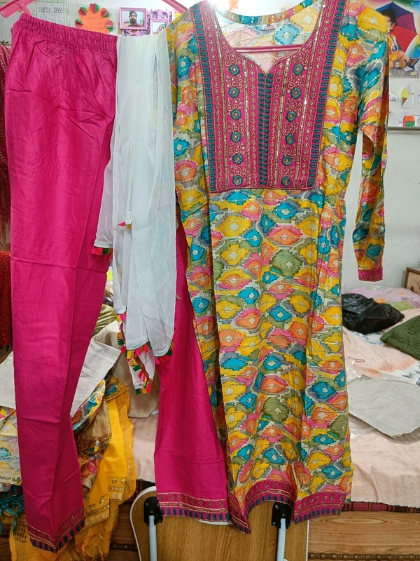 Georgette Set for Ladies - Free Size, Mandy