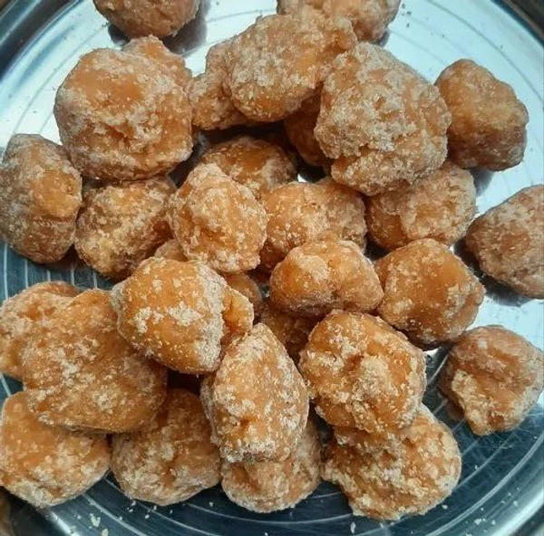 Local Bada gud - 2 Kg, NA, NA