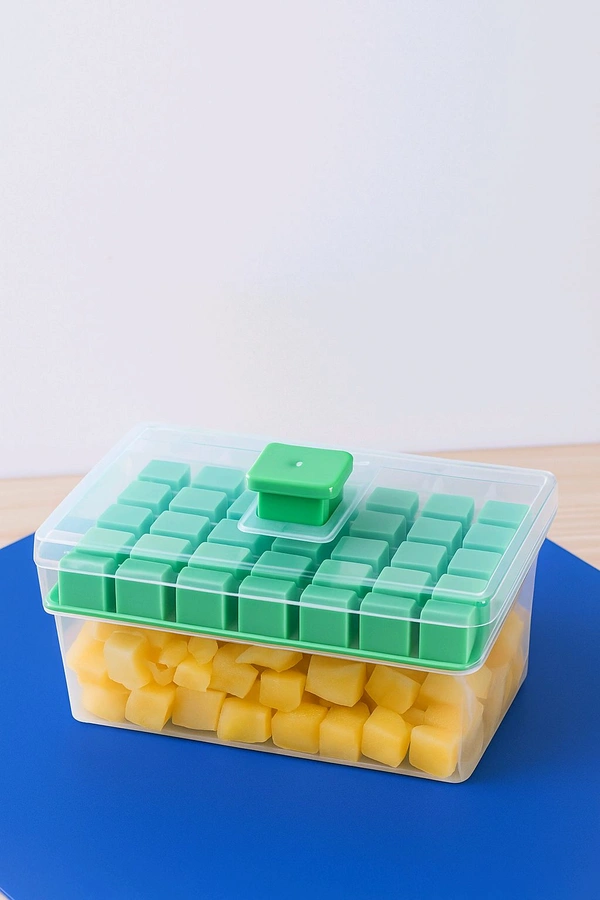 Ice Cube Box with Easy Push Release