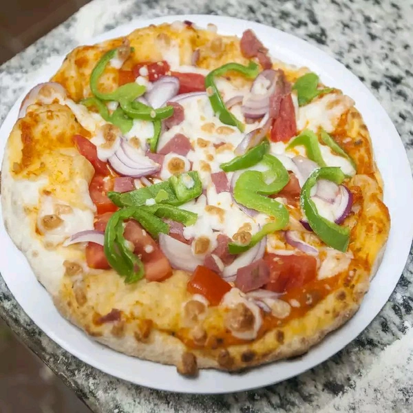 Capsicum Cheese Pizza - Large