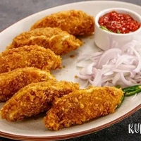 Paneer Kurkury Momos