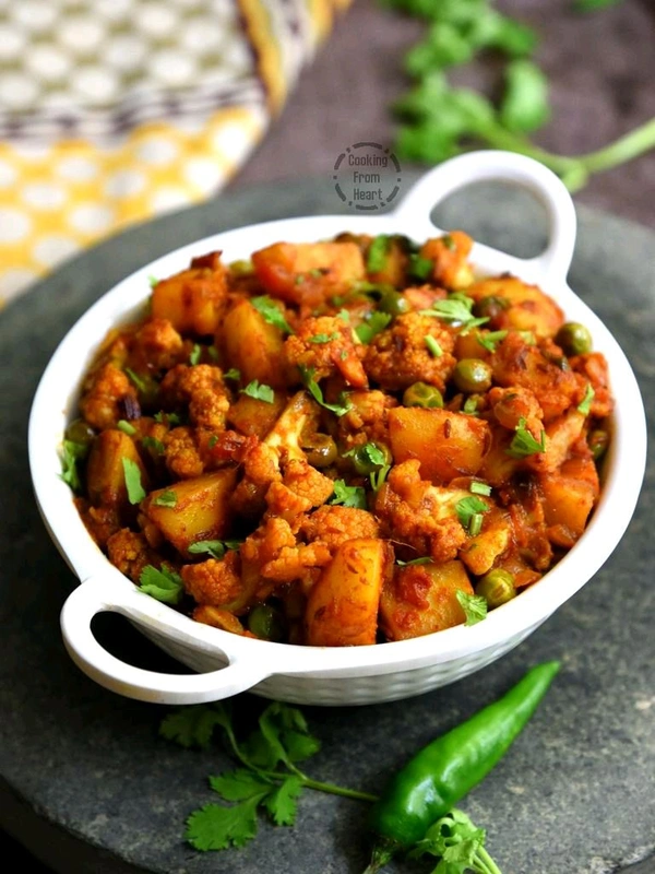 Aaloo Gobhi Mattar