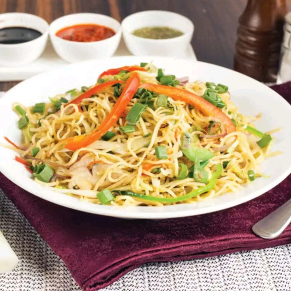 Veg Chowmeen - Half
