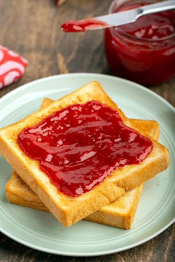 Jam Tost  - Obra