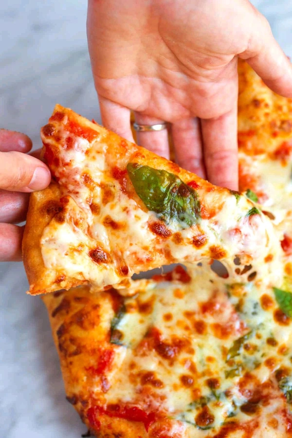 Margareta Pizza  - Obra