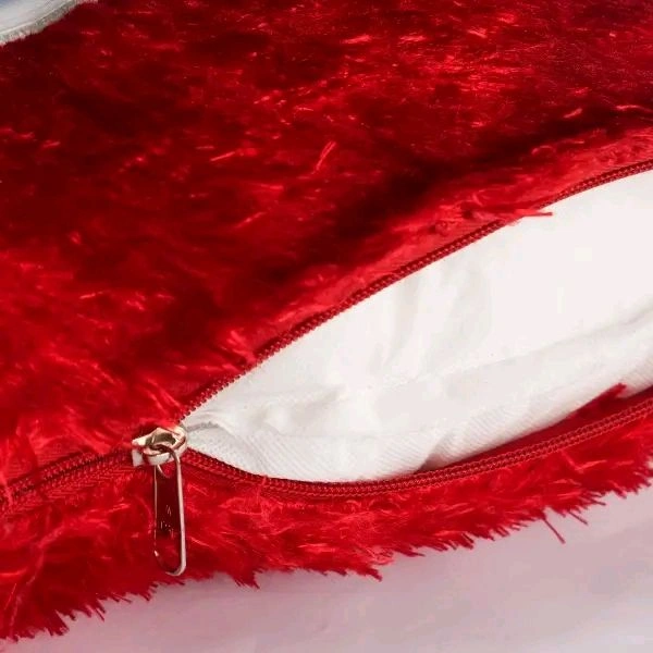 SQUER FUR PILLOW  - Red, 16inch