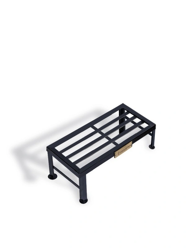 Vrukshveda 2 ft - Bench Stand - Powder Coated, Black