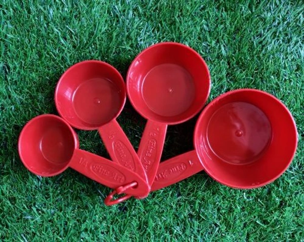 The Baking Curv Eco Measuring Cups Set – 4pcs Plastic Measuring Set for Baking & Cooking