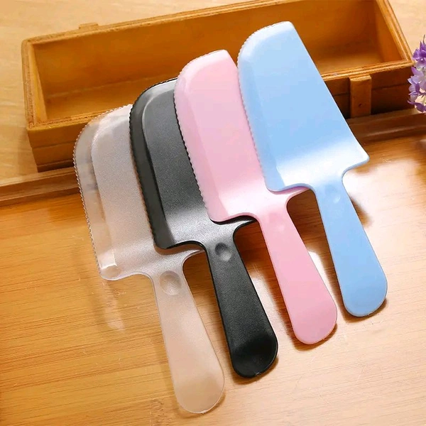 The Baking Curv Pastry Cutter And Lifter (Pack Of 5)