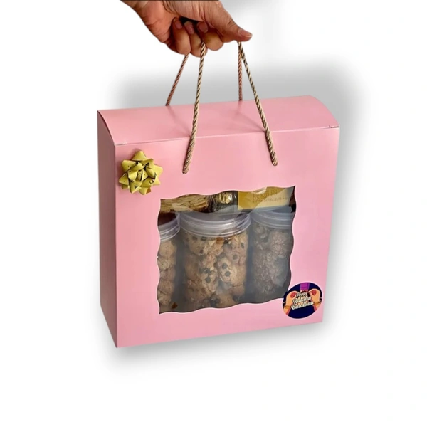 The Baking Curv  Hamper box 6x6