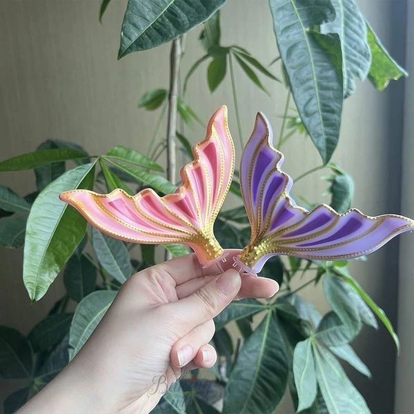 The Baking Curv Mermaid Tail Cake Topper Set