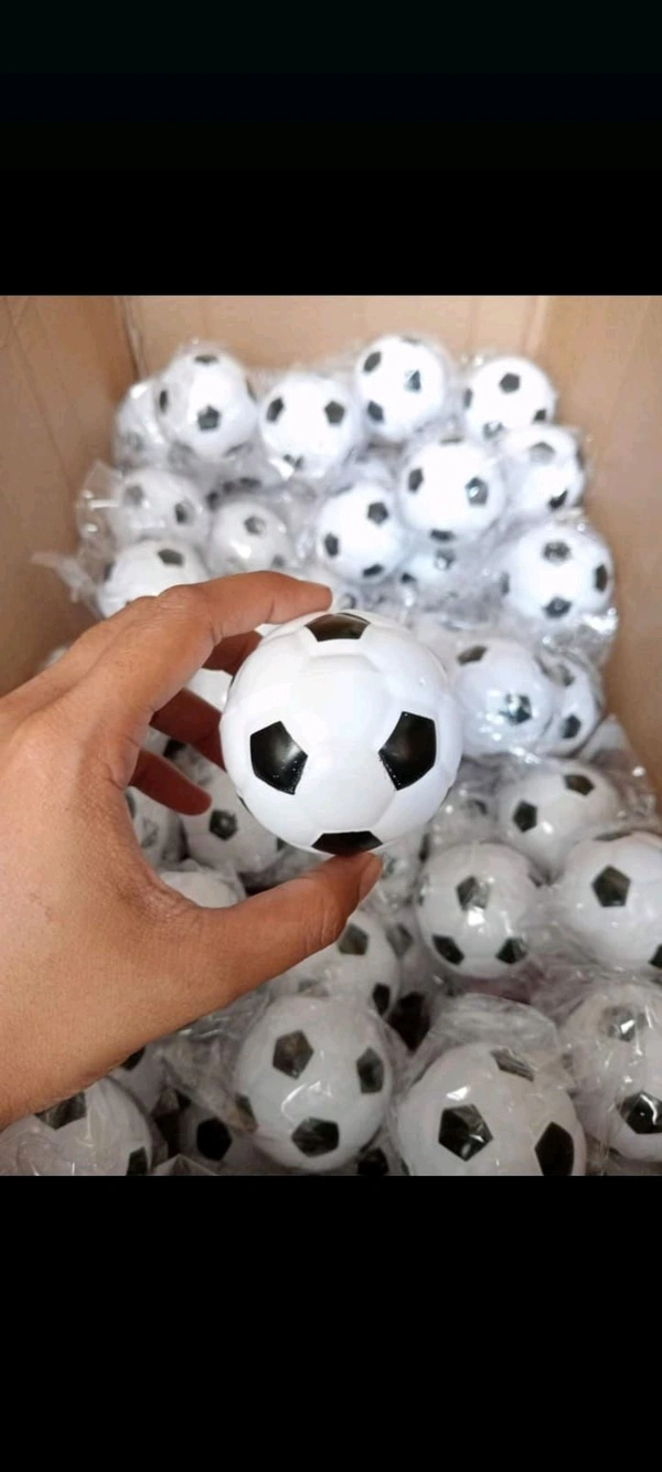 The Baking Curv Mini Soccer Ball Cake Topper