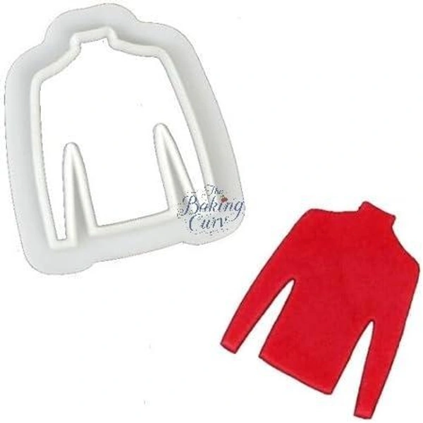 "Jumper Cookie Cutter – Sweater Shaped Plastic Mold for Holiday Baking & Crafts"
