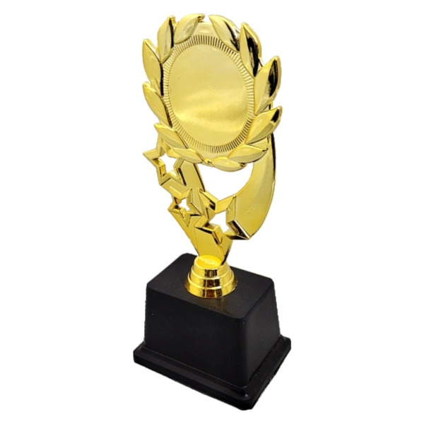 226 Trophy - 7 Inches