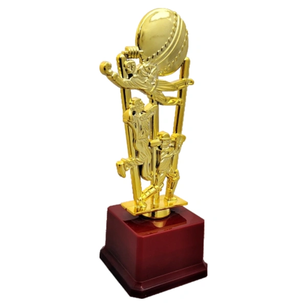 447 Trophy - 9 Inches