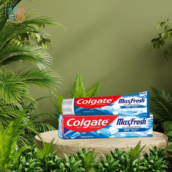 Colgate MaxFresh Toothpaste, Blue Gel Paste with Menthol - Peppermint Ice Toothpaste  - 150GM