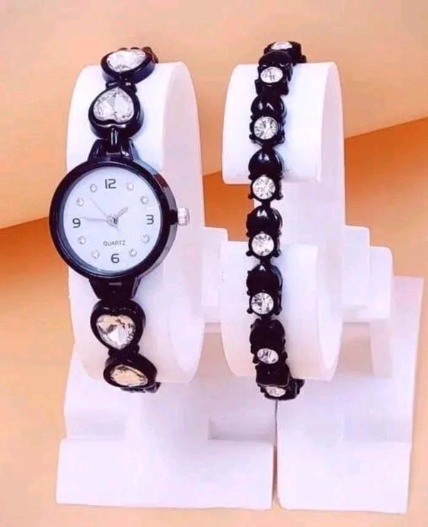 Trendy New Design Stainless Steel Analog Watch And Bracelet Combo For Women  - silver, gold, purple,blue,black