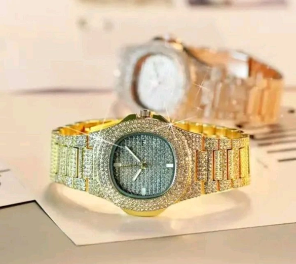 New Trendy Luxury Watch Diamond And Gold 