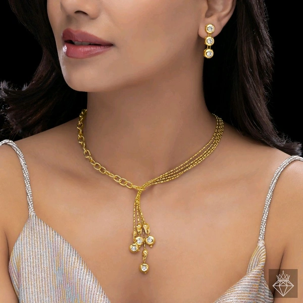Anti-Tarnish Crystal Necklace Set With Earrings.