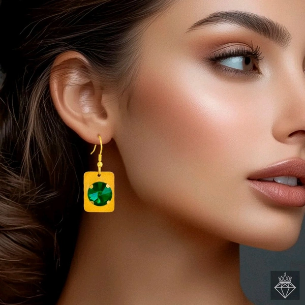 Emerald Necklace Set With Earrings.