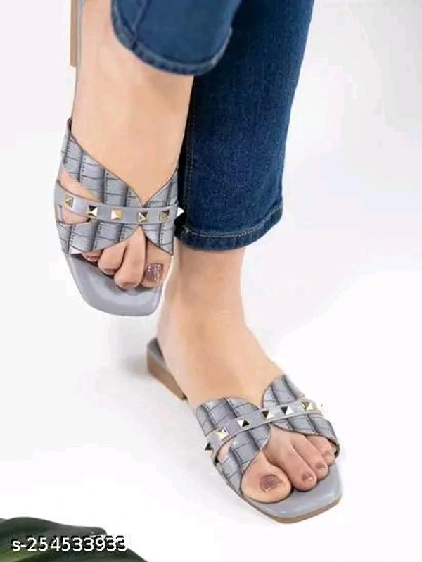 Women's Foot Wear  - No 4_9