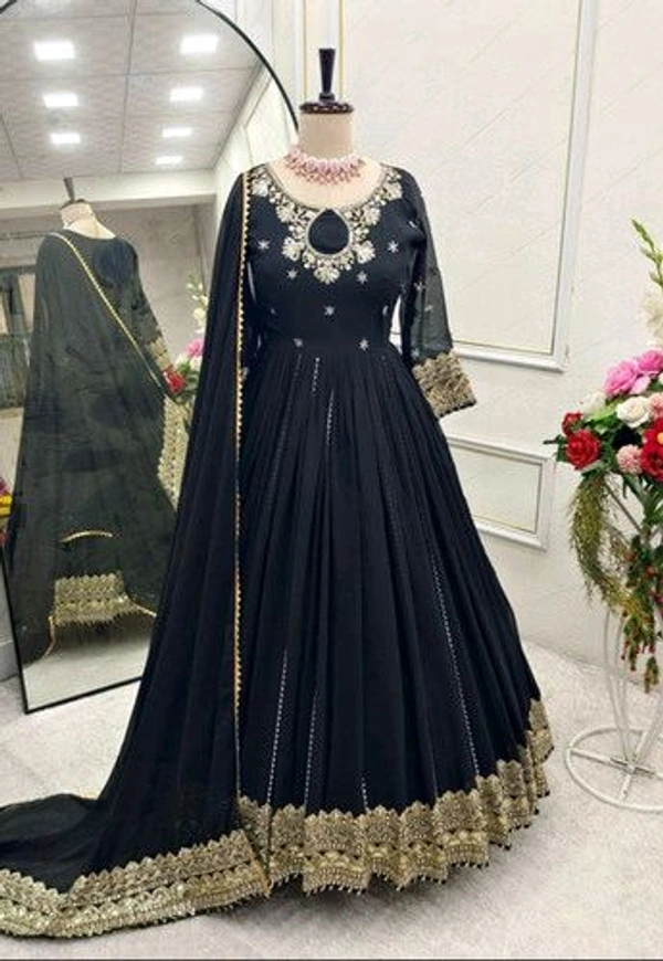 Women's Gown 