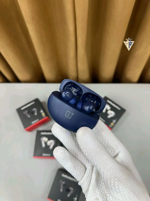 One Plus Bud (Combo)