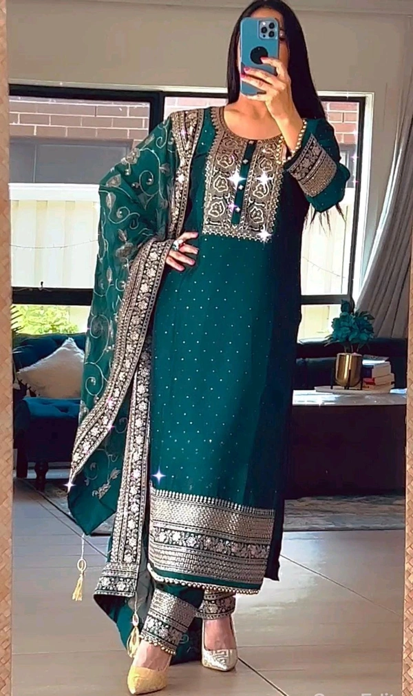 Pakistani Suits 