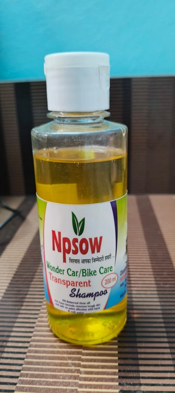 TRANSPARENT CAR /BIKE SHAMPOO 500ML