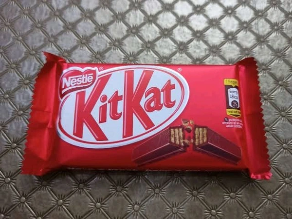 KIT KAT 