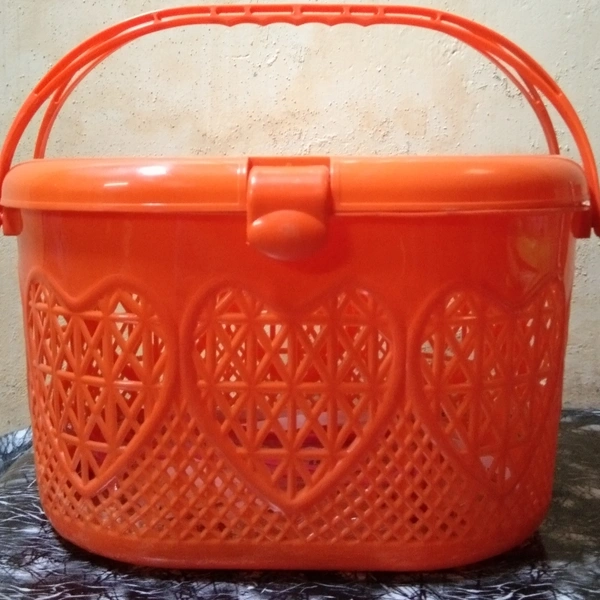 Mascot Plastic Basket