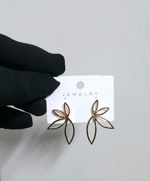 Alloy Earring For Women - Gold