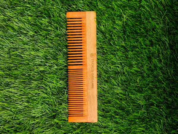 Neam Comb