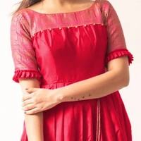 VASTREMATE Beautiful Gown - L