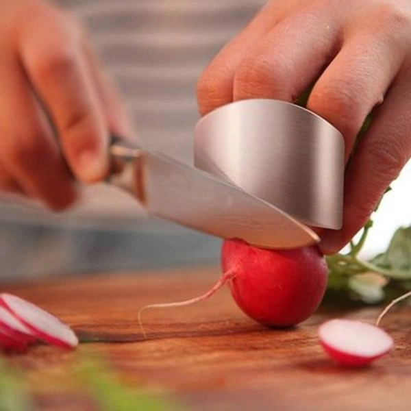 VASTREMATE Stainess Steel Finger Cutting Protector Hand Guard Safe Chopping Slice Kitchen Tool