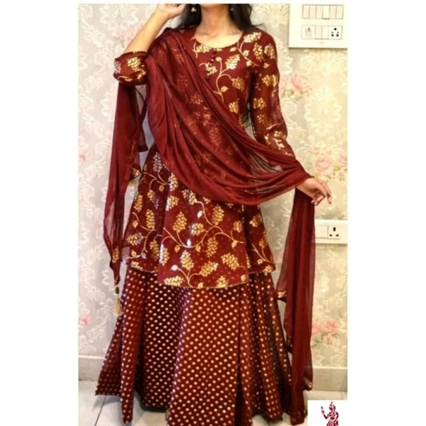 VASTREMATE Heavy Rayon Printed Kurti Made In India+Skirt With Dupatta - L