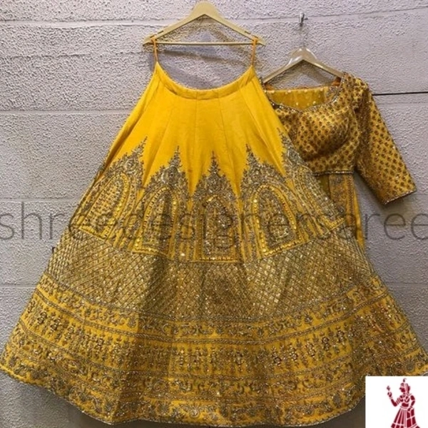 Very Beautiful Wedding Special Lahenga - semi-stiched